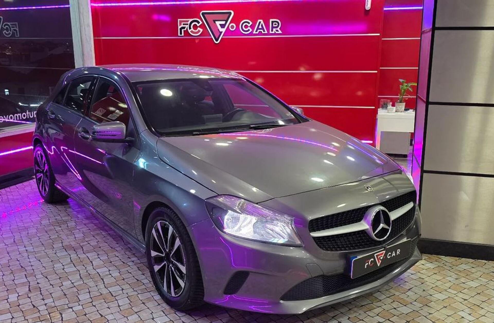 MERCEDES Classe A A 180 d Style