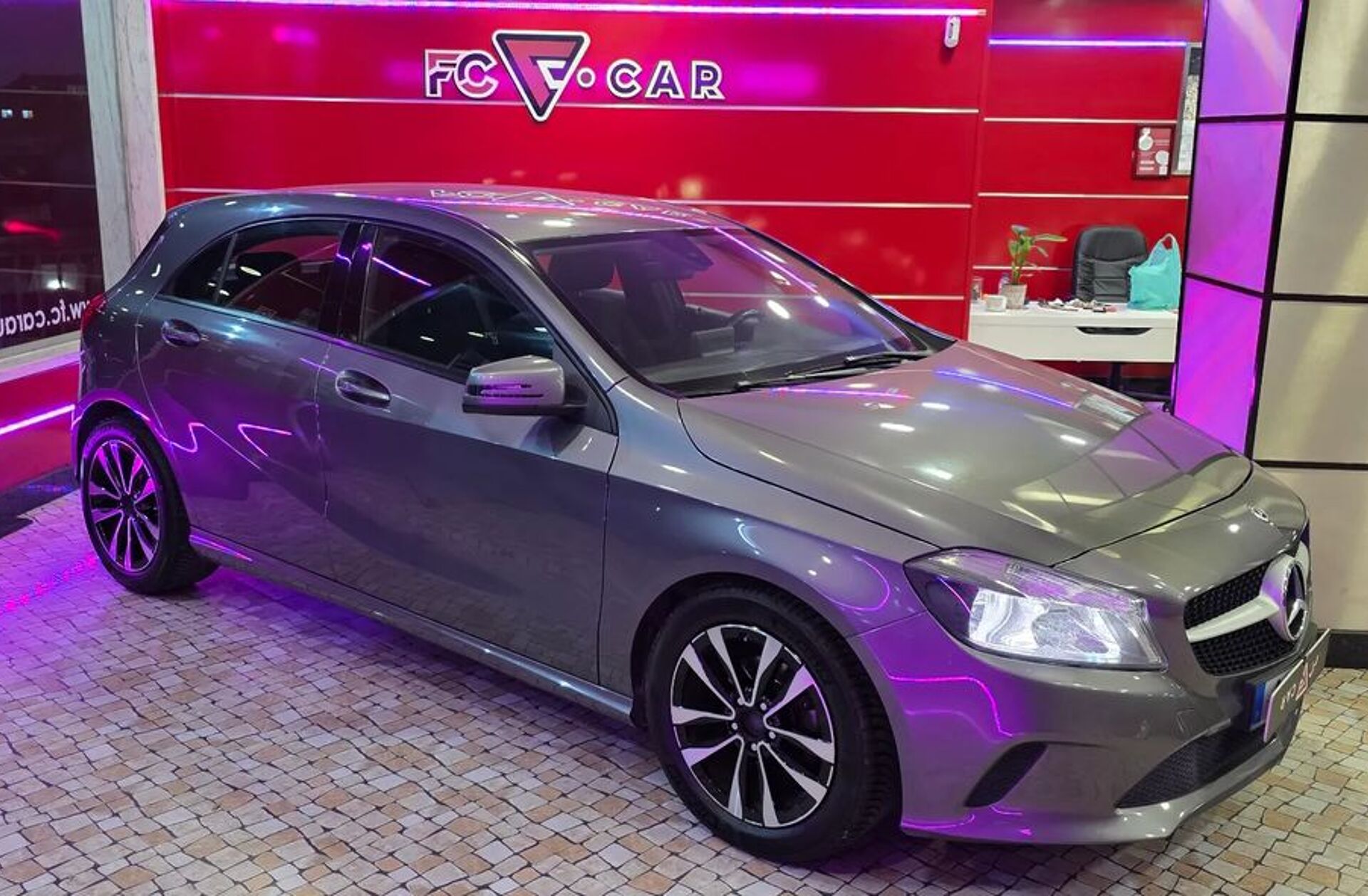 MERCEDES Classe A A 180 d Style