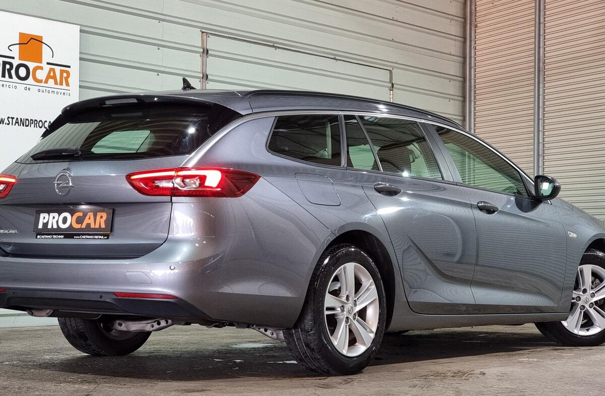 OPEL Insignia 1.6 CDTi Dynamic