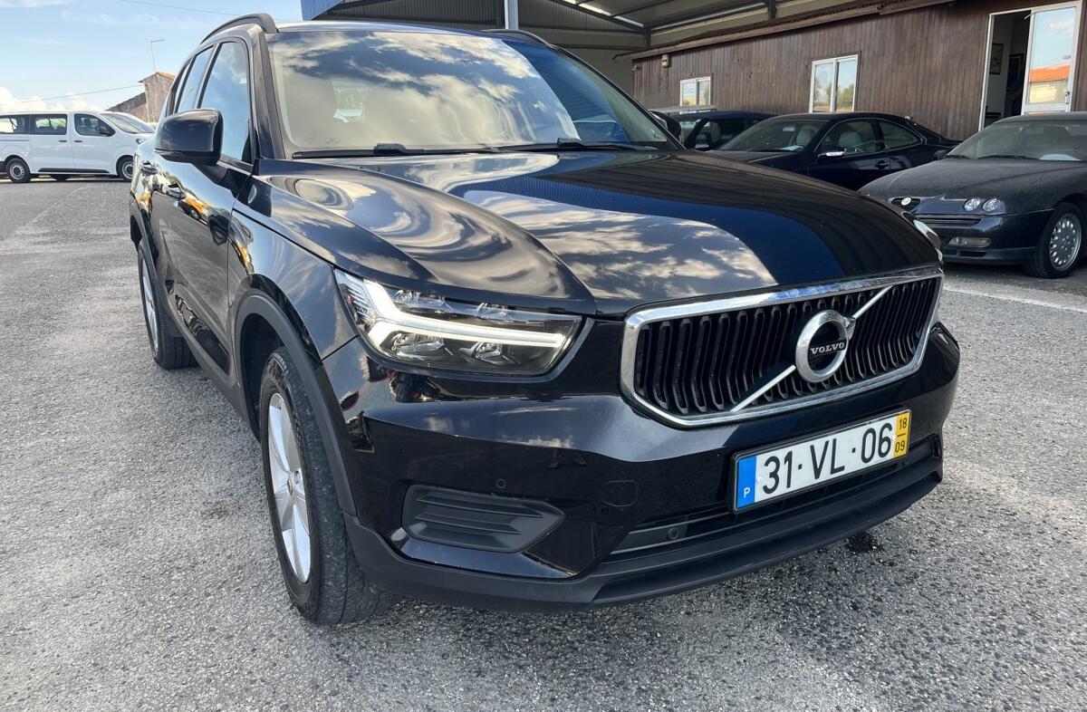 VOLVO XC40 2.0 D3