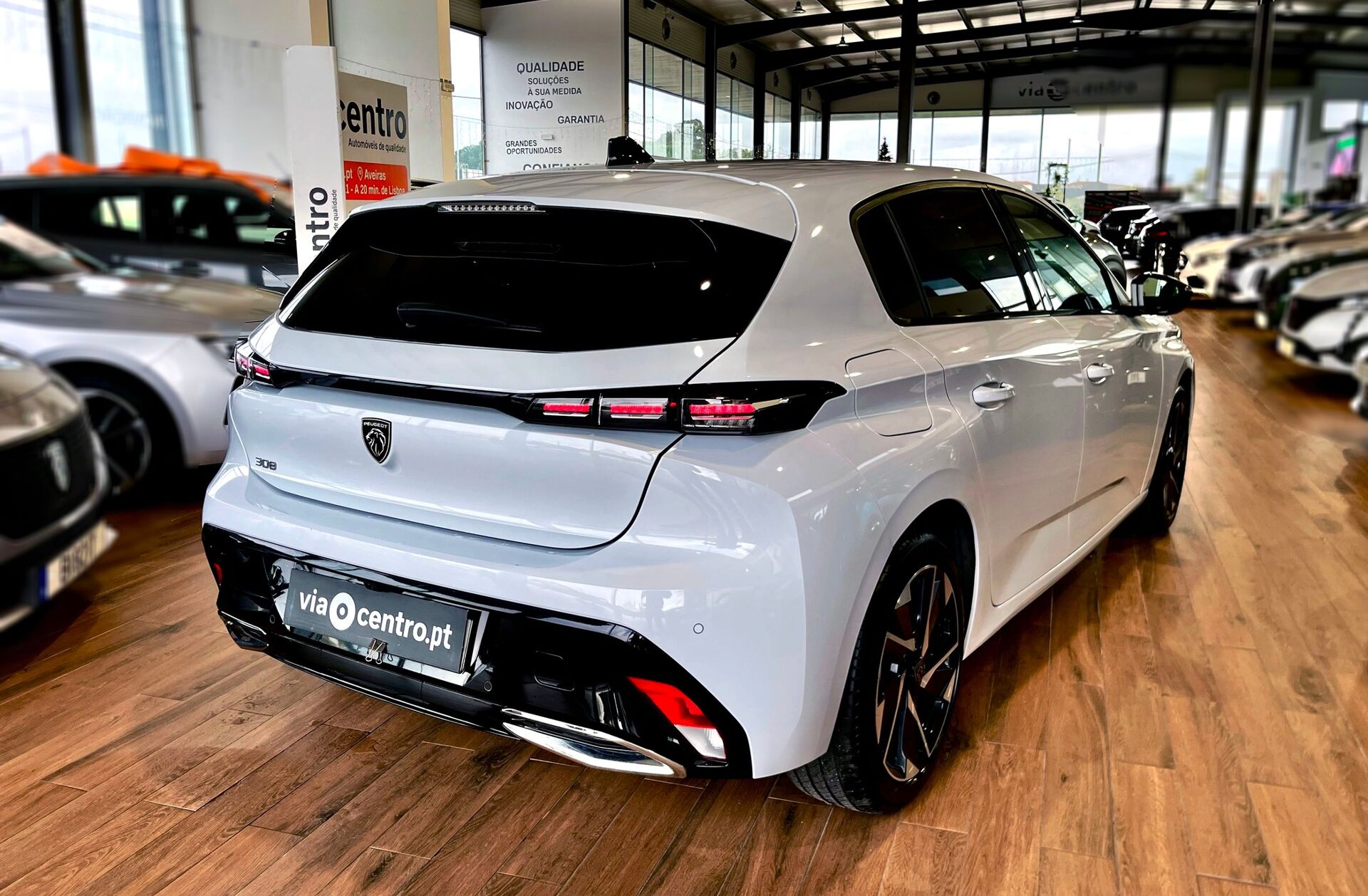 PEUGEOT 308 1.5 BlueHDi Allure EAT8