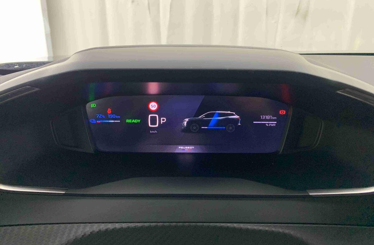 PEUGEOT 2008 e- 50 kWh Allure