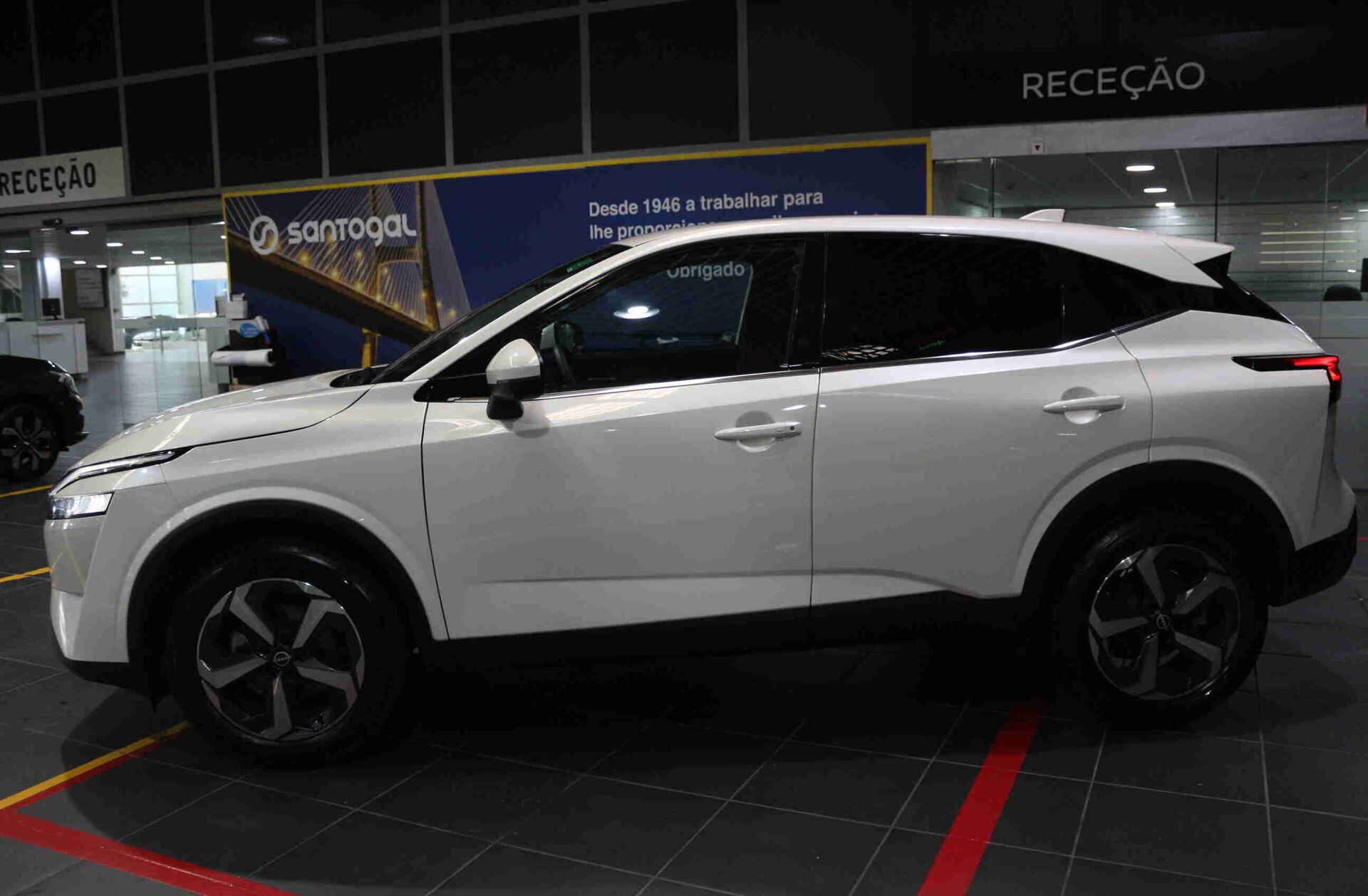 NISSAN Qashqai 1.3 DIG-T N-Connecta LED