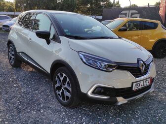 RENAULT Captur Outro