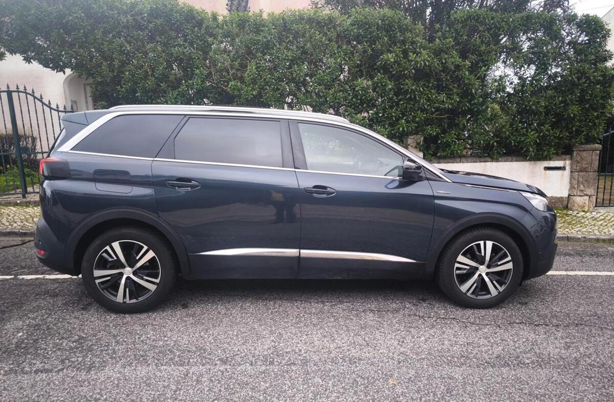 PEUGEOT 5008 1.5 BlueHDi GT Line EAT8