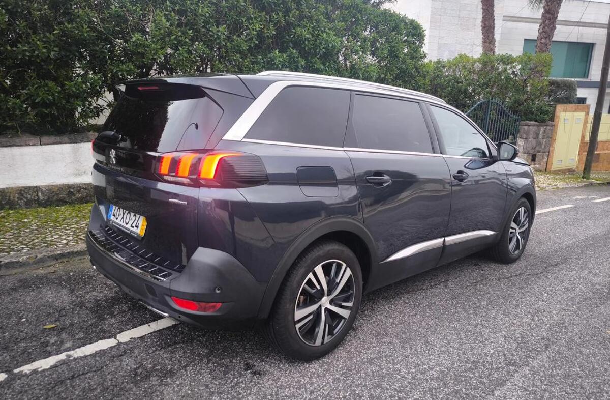 PEUGEOT 5008 1.5 BlueHDi GT Line EAT8