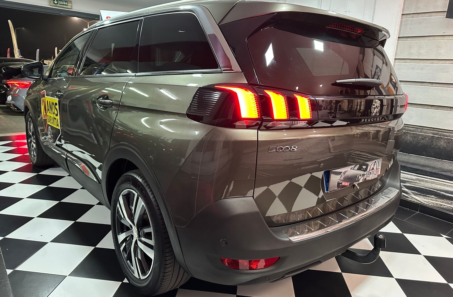 PEUGEOT 5008 1.6 BlueHDi Allure EAT6