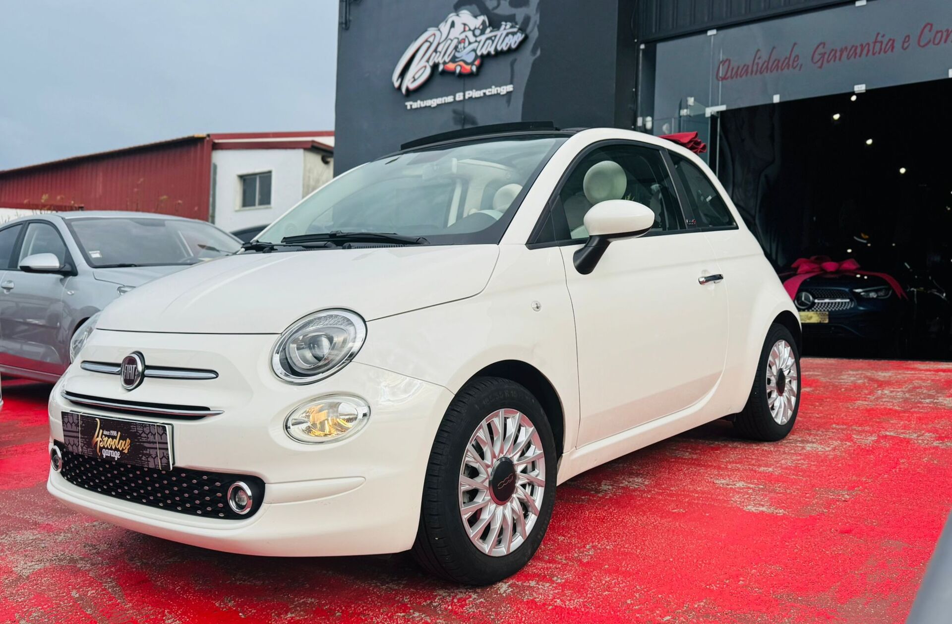 FIAT 500 C 1.0 Hybrid Lounge