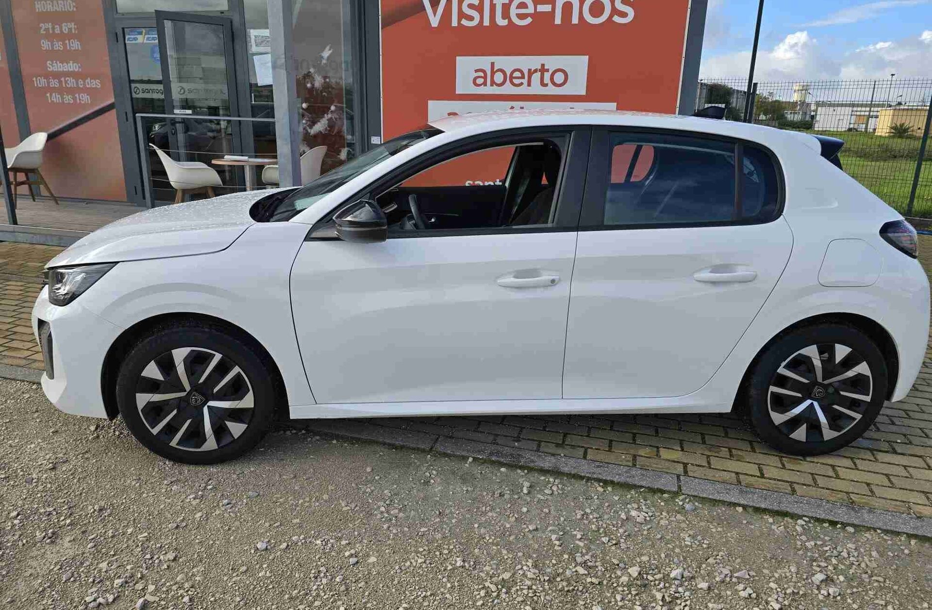 PEUGEOT 208 1.2 PureTech Active