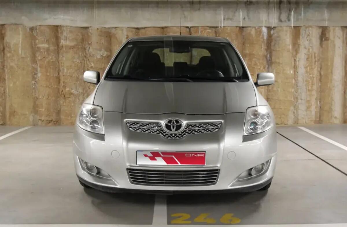 TOYOTA Auris 1.4 D-4D AC