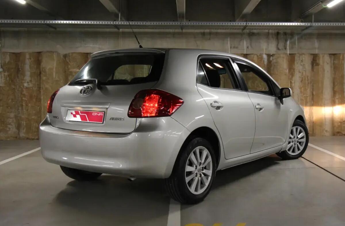 TOYOTA Auris 1.4 D-4D AC