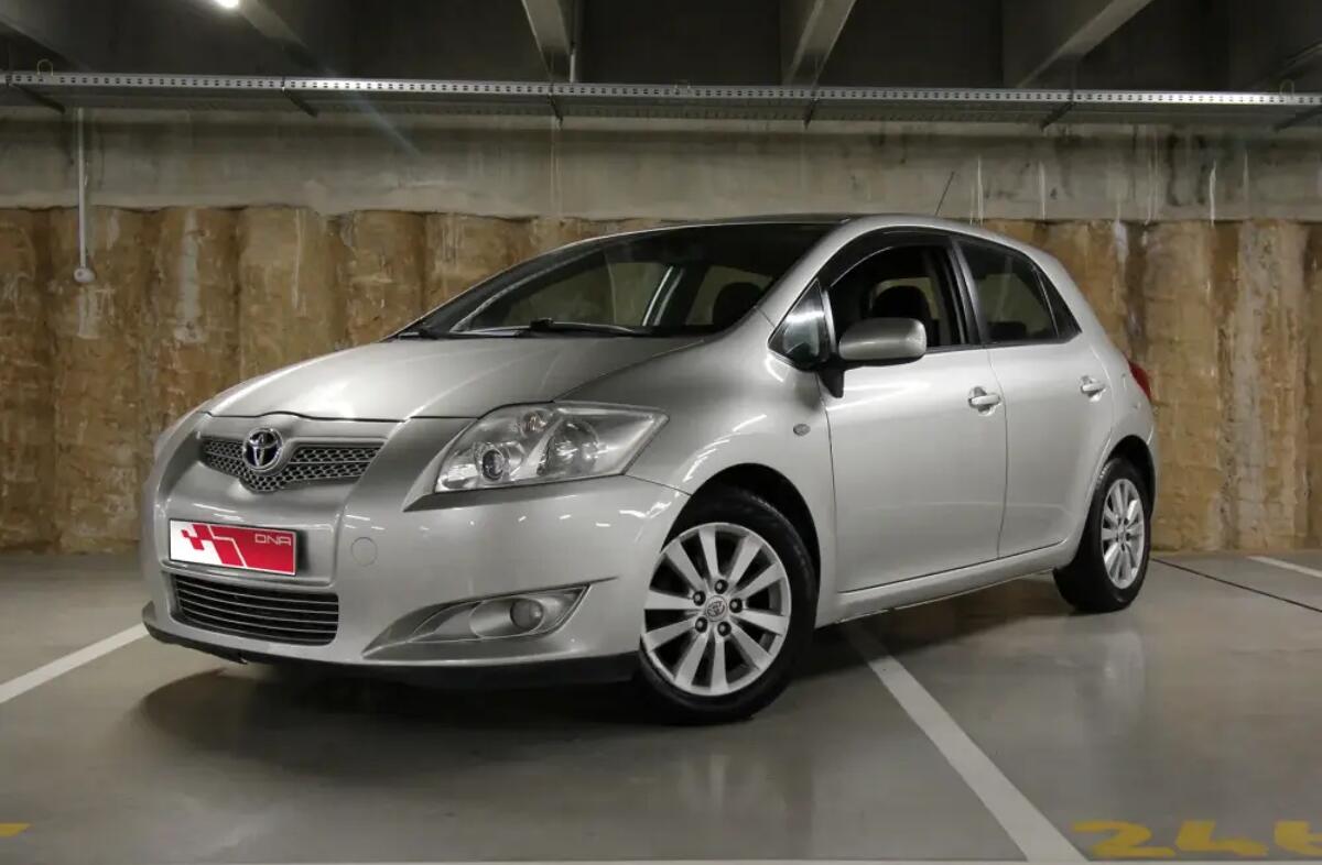 TOYOTA Auris 1.4 D-4D AC