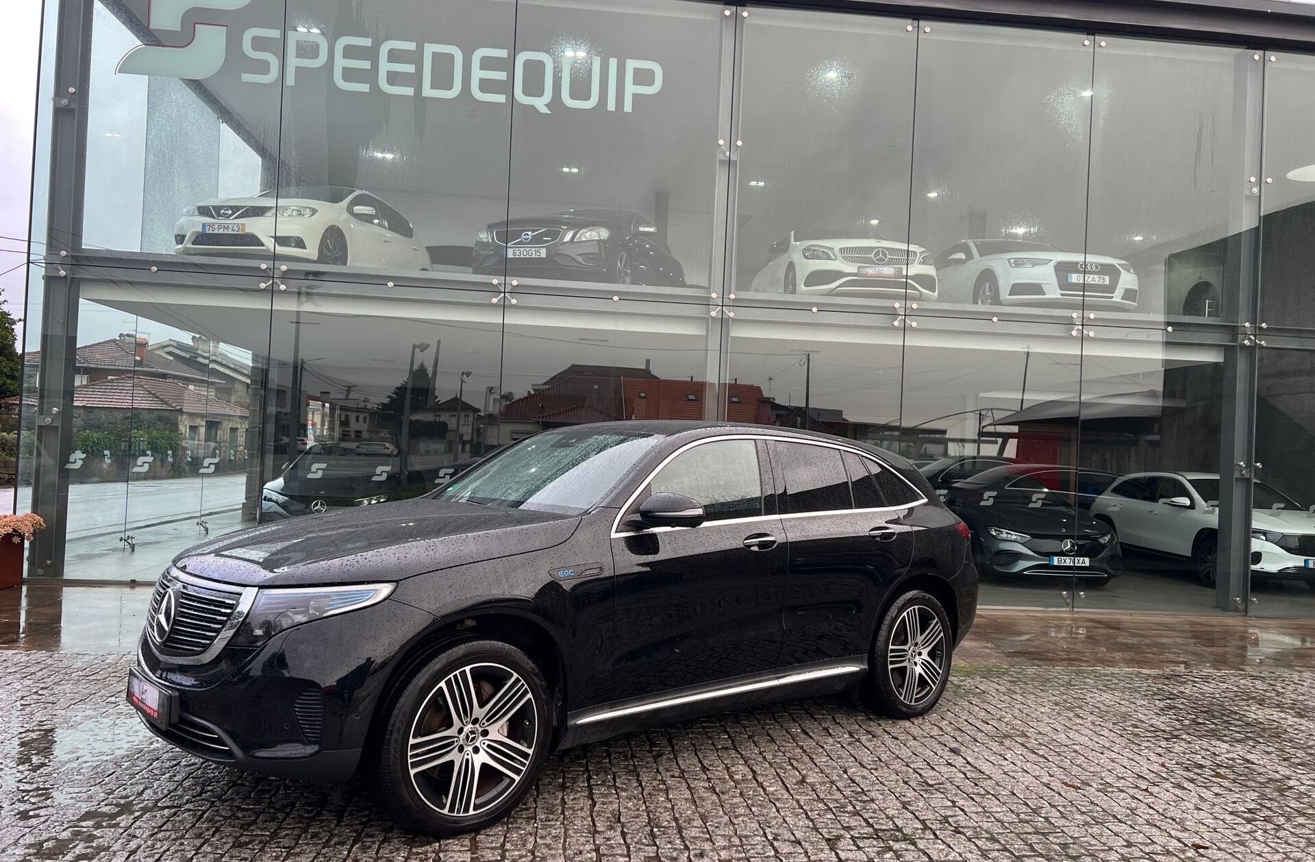 MERCEDES EQC 400 4Matic