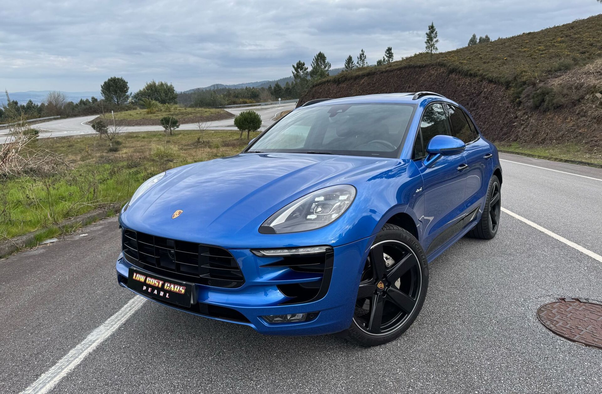 PORSCHE Macan S