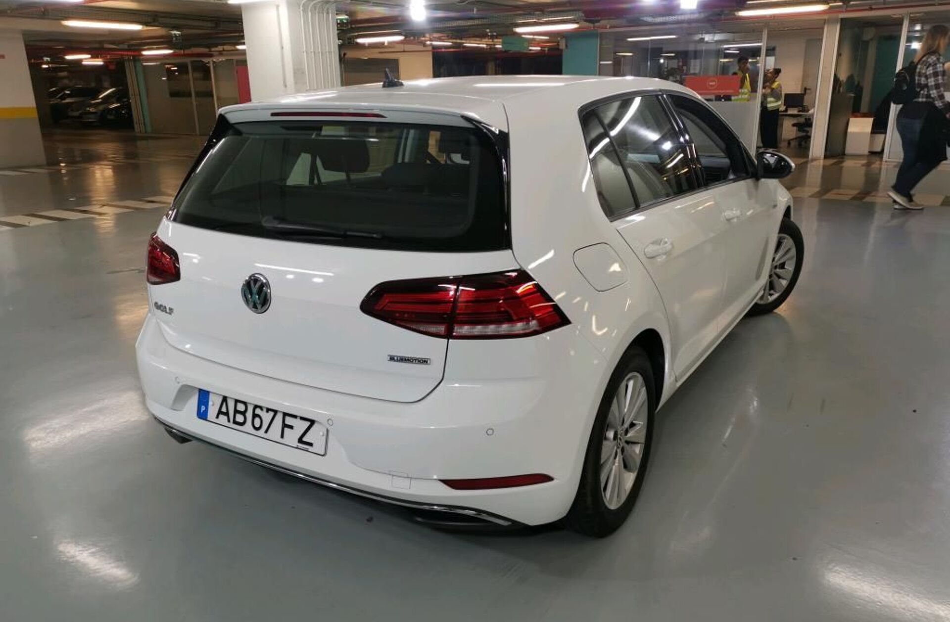 VOLKSWAGEN Golf 1.0 TSI Life