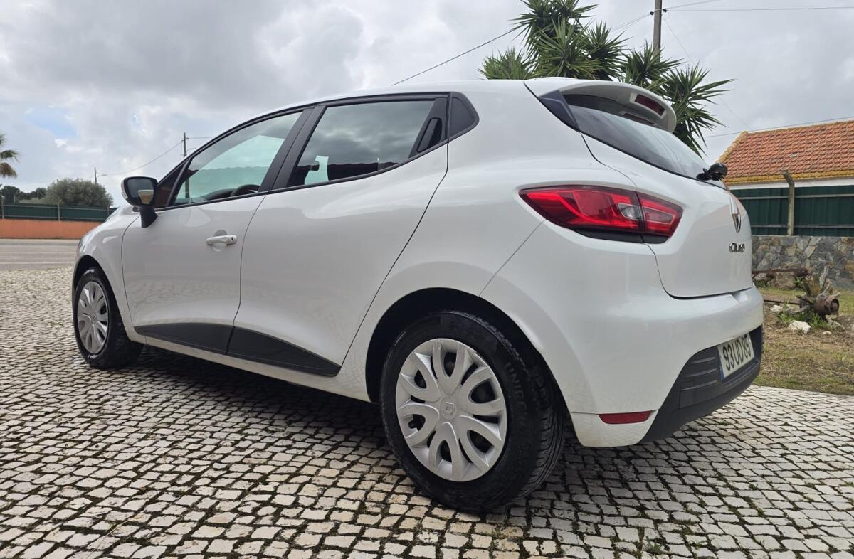 RENAULT Clio 1.5 dCi Zen