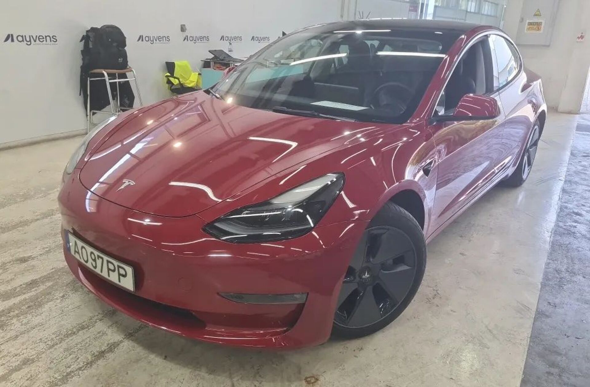 TESLA Model 3 Long Range Tração Integral
