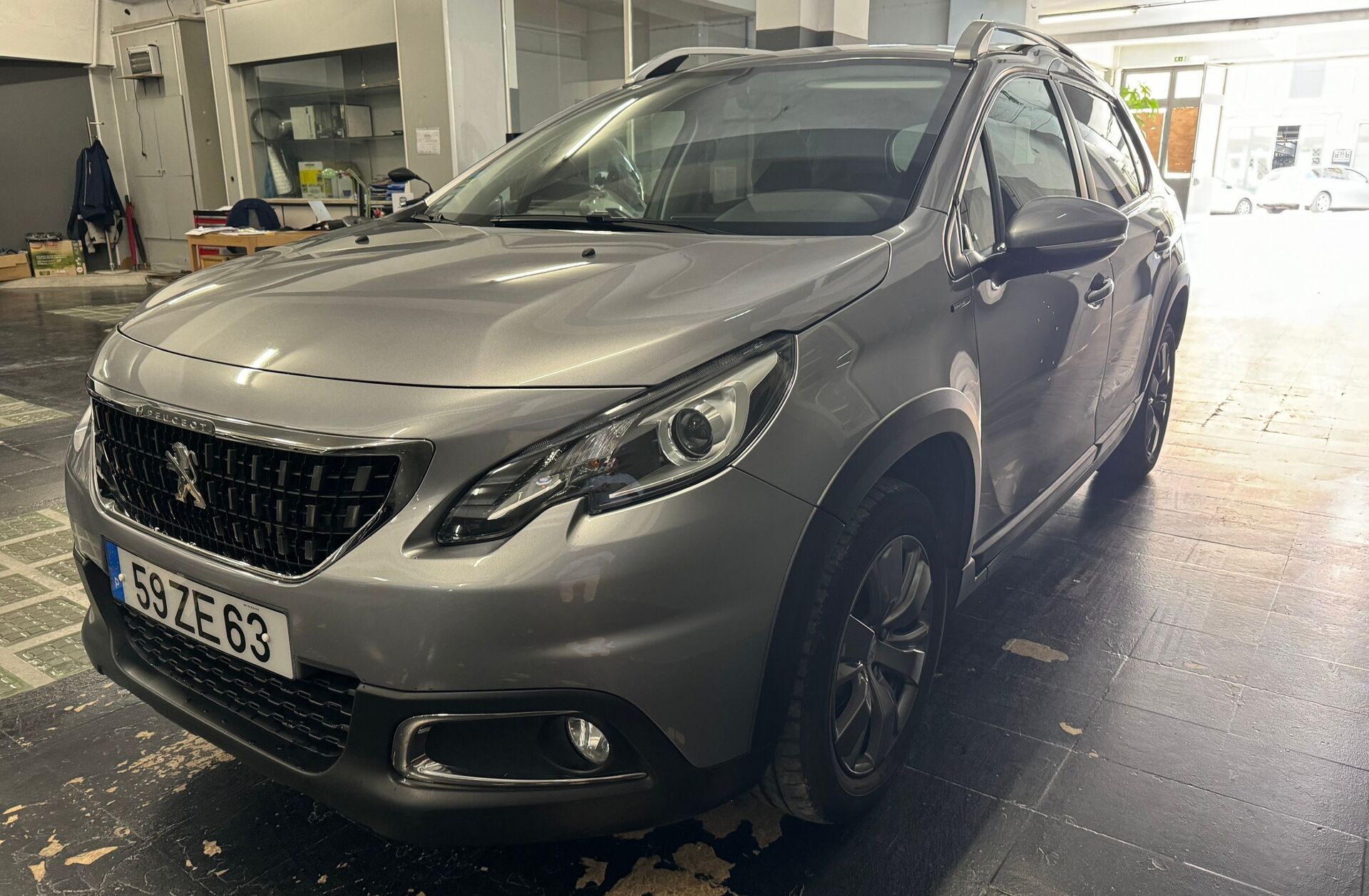 PEUGEOT 2008 1.5 BlueHDi Signature