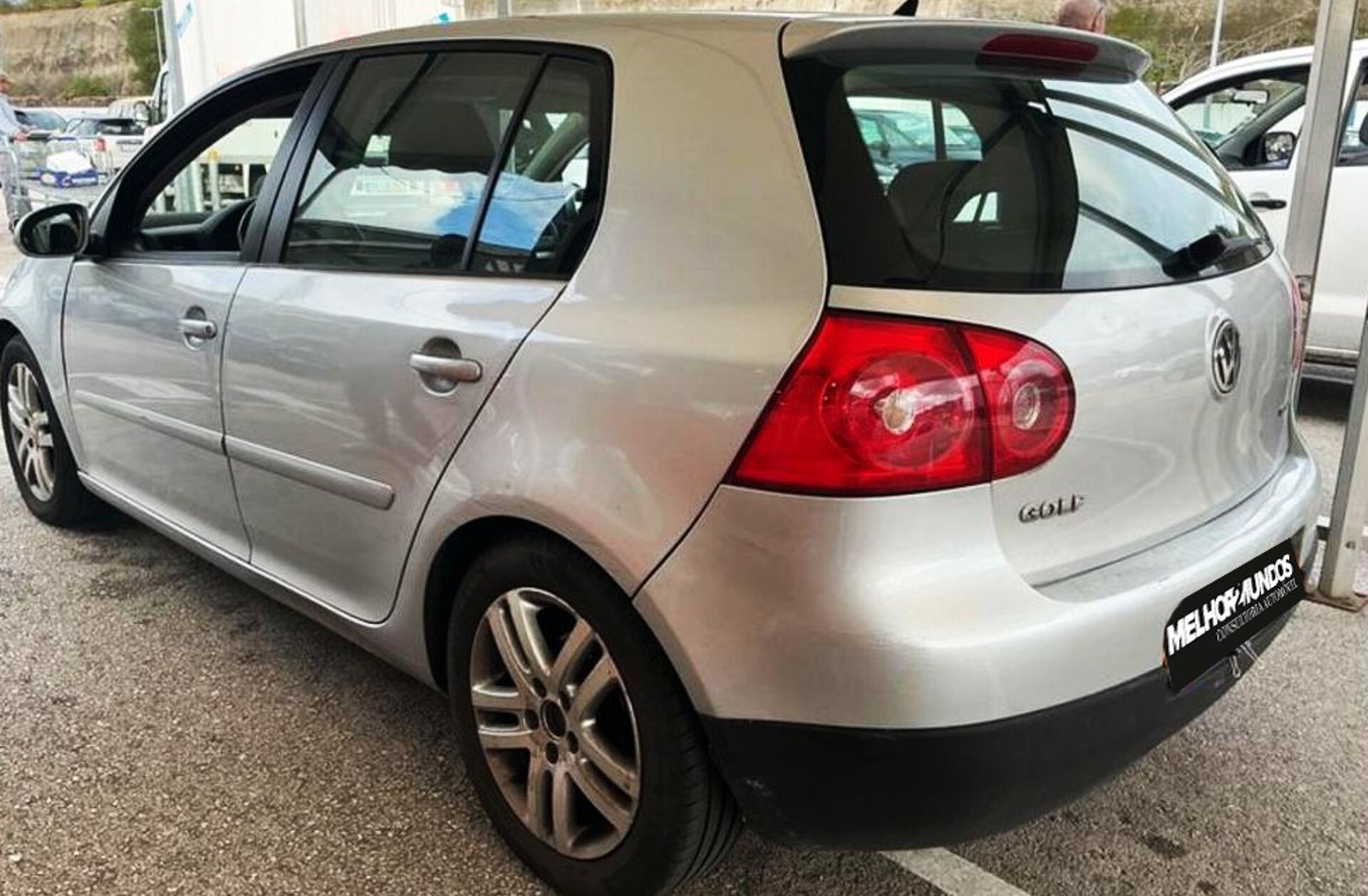 VOLKSWAGEN Golf 2.0 TDi Highline