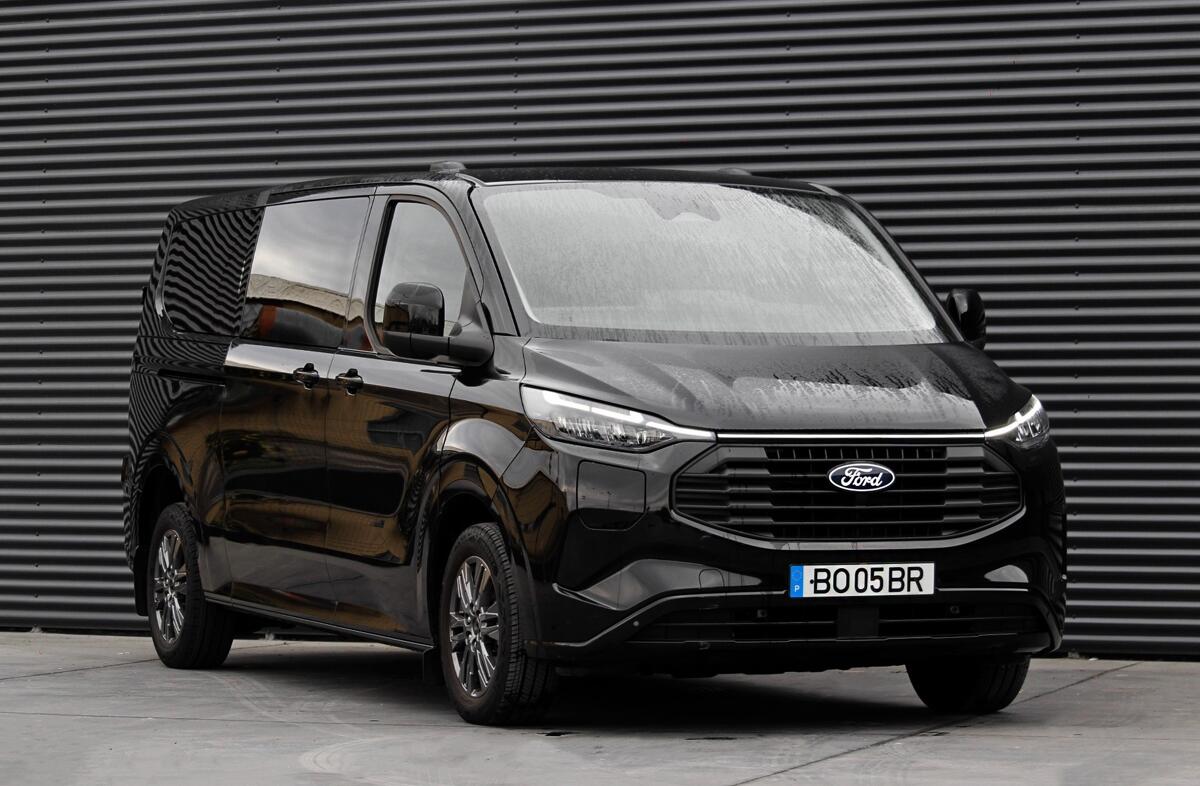 FORD Tourneo Grand Connect 1.5 EcoBoost PHEV Titanium