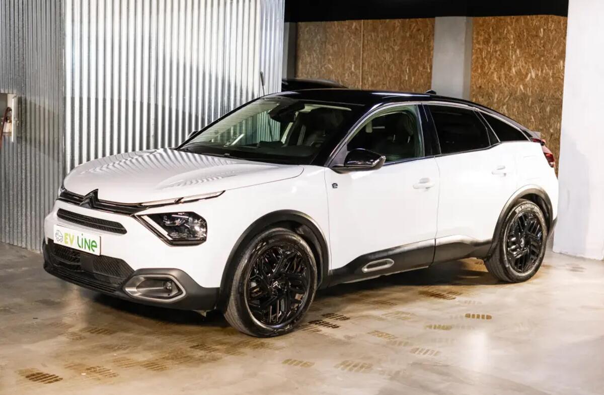 CITROEN C4 e- 50 kWh E-Series Collection