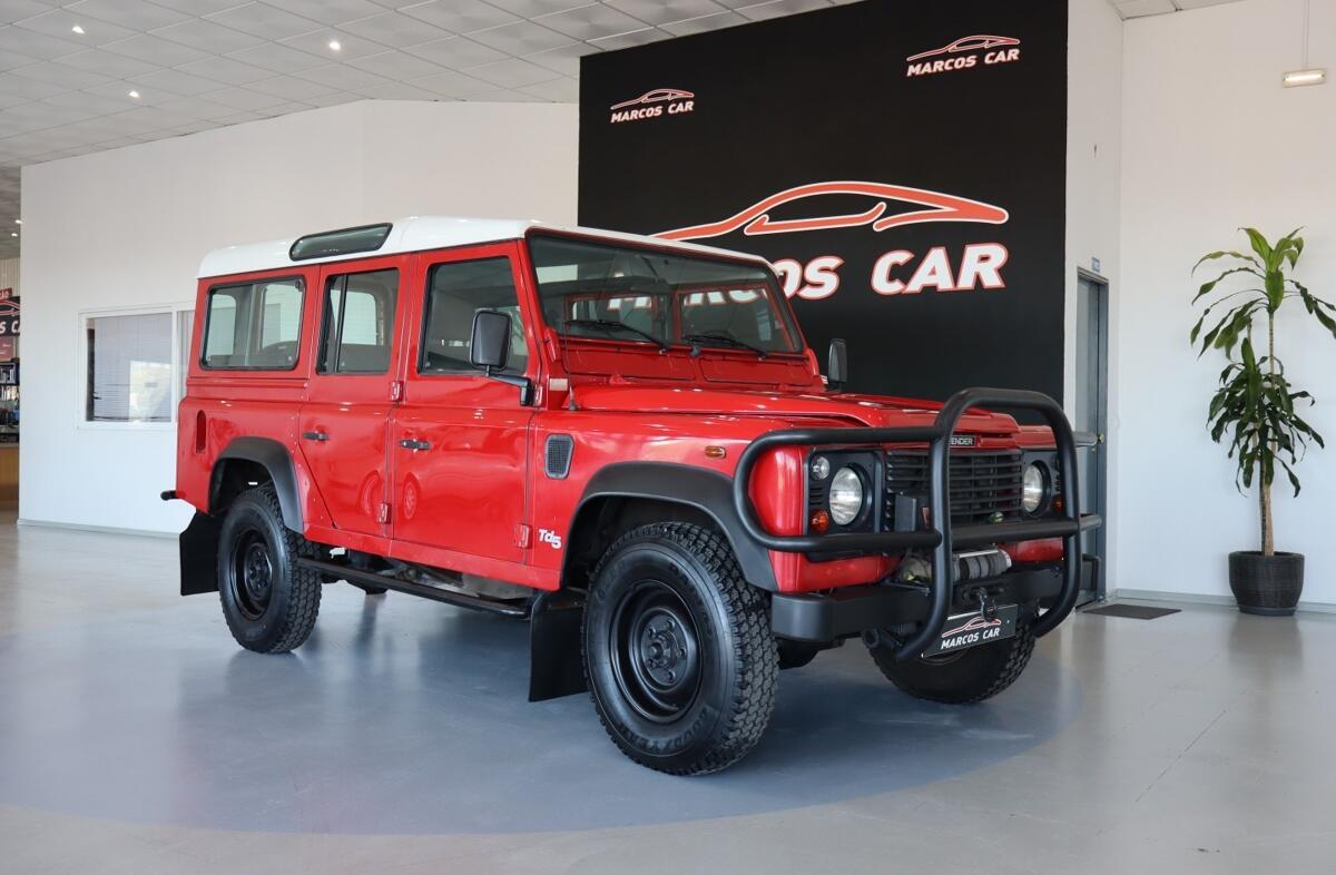 LAND ROVER Defender 90 2.5 Td5 Metal Top