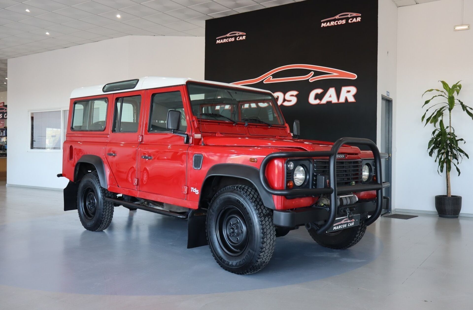 LAND ROVER Defender 90 2.5 Td5 Metal Top