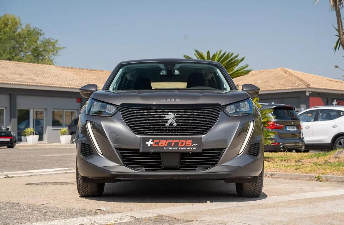 PEUGEOT 2008 1.5 BlueHDi Active Pack