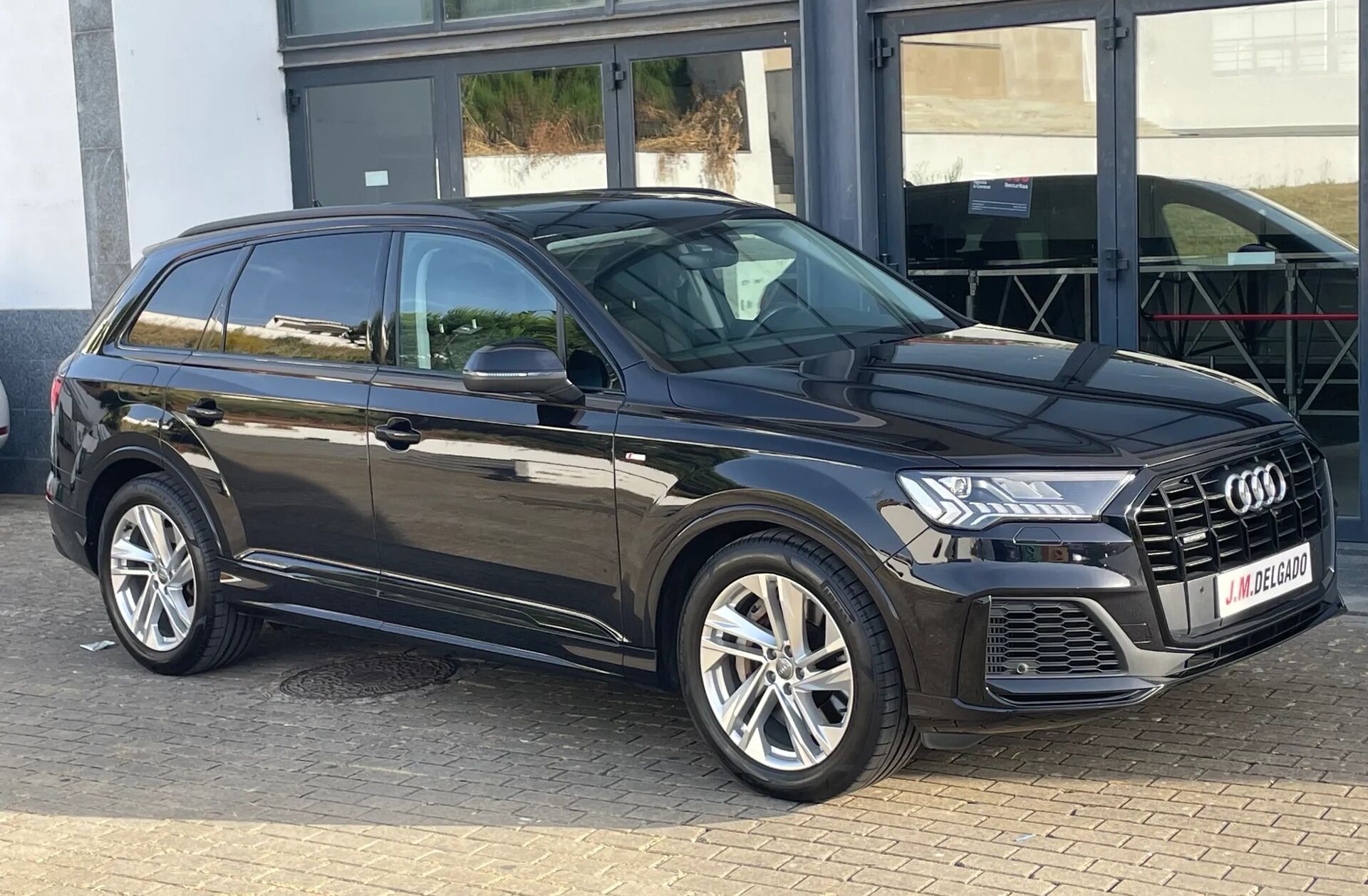 AUDI Q7 55 TFSIe quattro S line Tiptronic