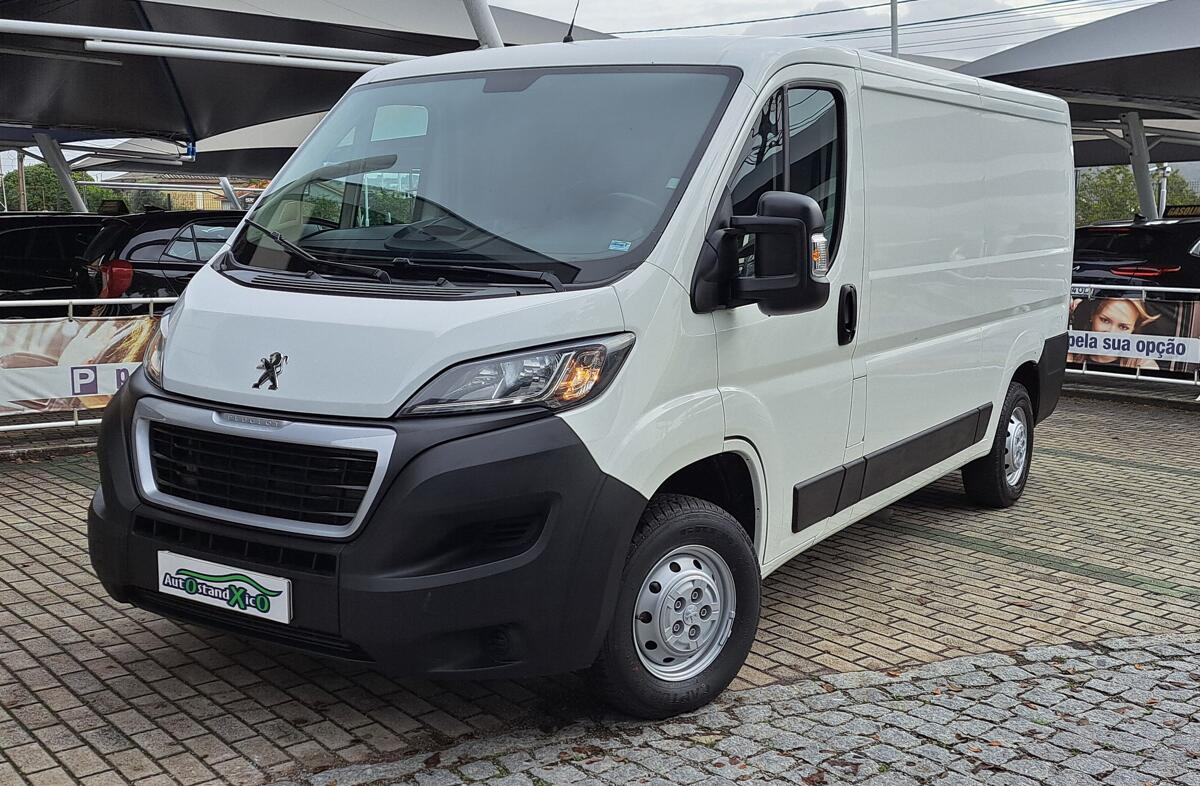 PEUGEOT Boxer 2.2 BlueHDi 330 L2H1 Premium