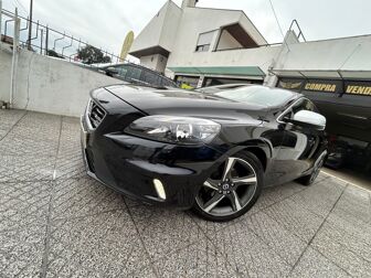 VOLVO V40 D2 R Design