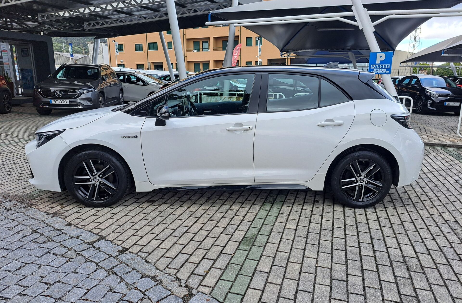 TOYOTA Corolla 1.8 Hybrid Comfort