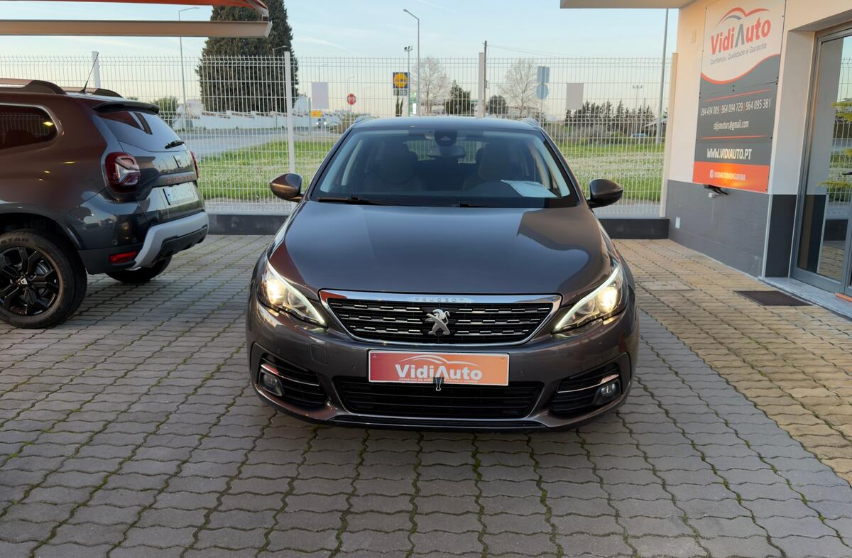 PEUGEOT 308 SW 1.2 PureTech Allure EAT8