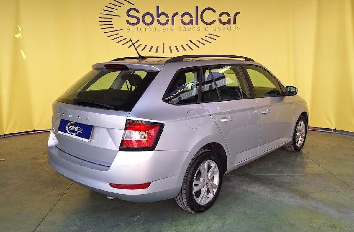 SKODA Fabia 1.0 TSI Ambition