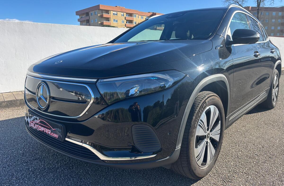 MERCEDES EQA 250 Electric Art