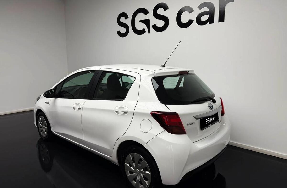 TOYOTA Yaris 1.5 HSD Comfort