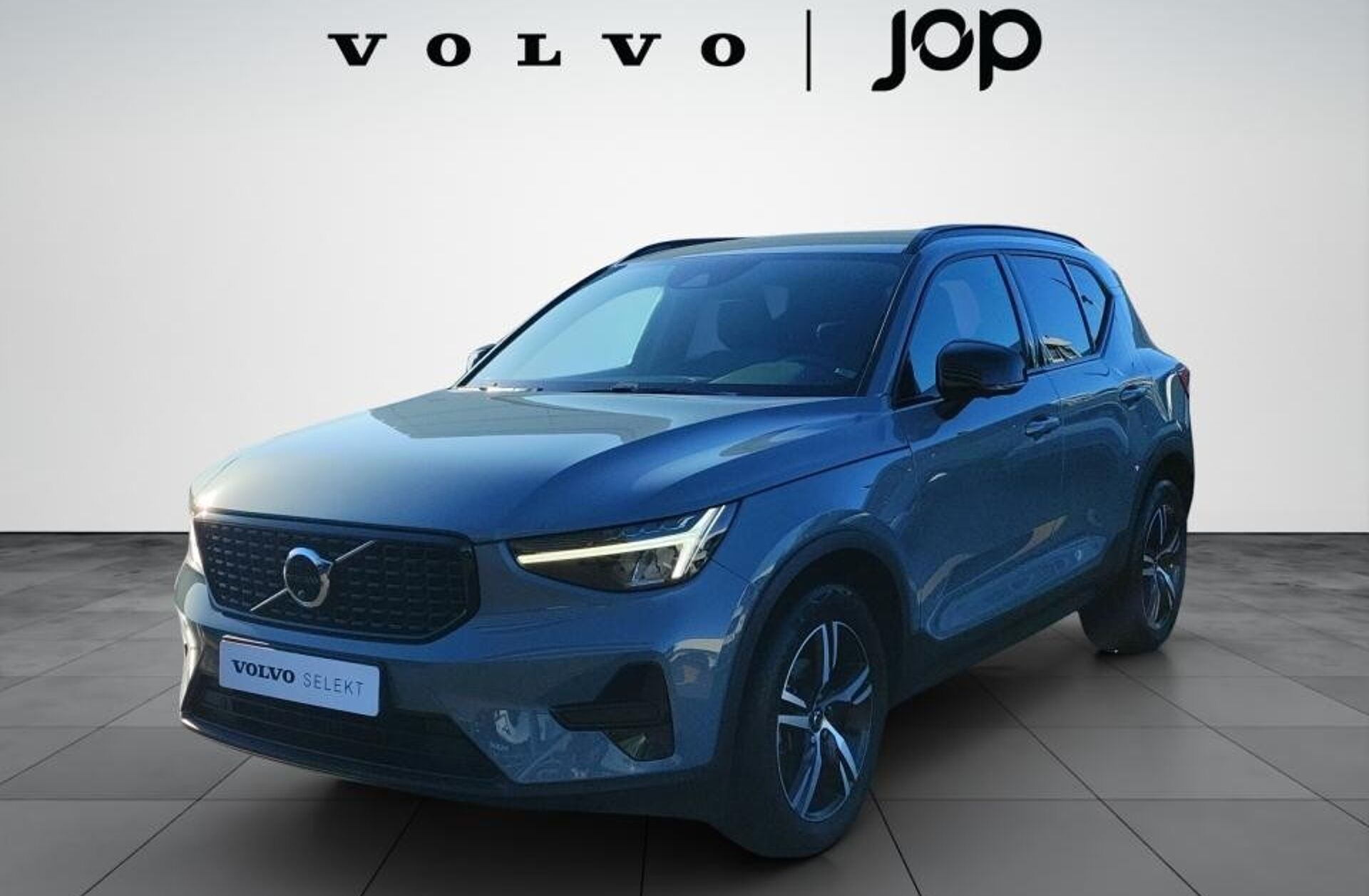 VOLVO XC40 1.5 T2 Plus Dark Auto