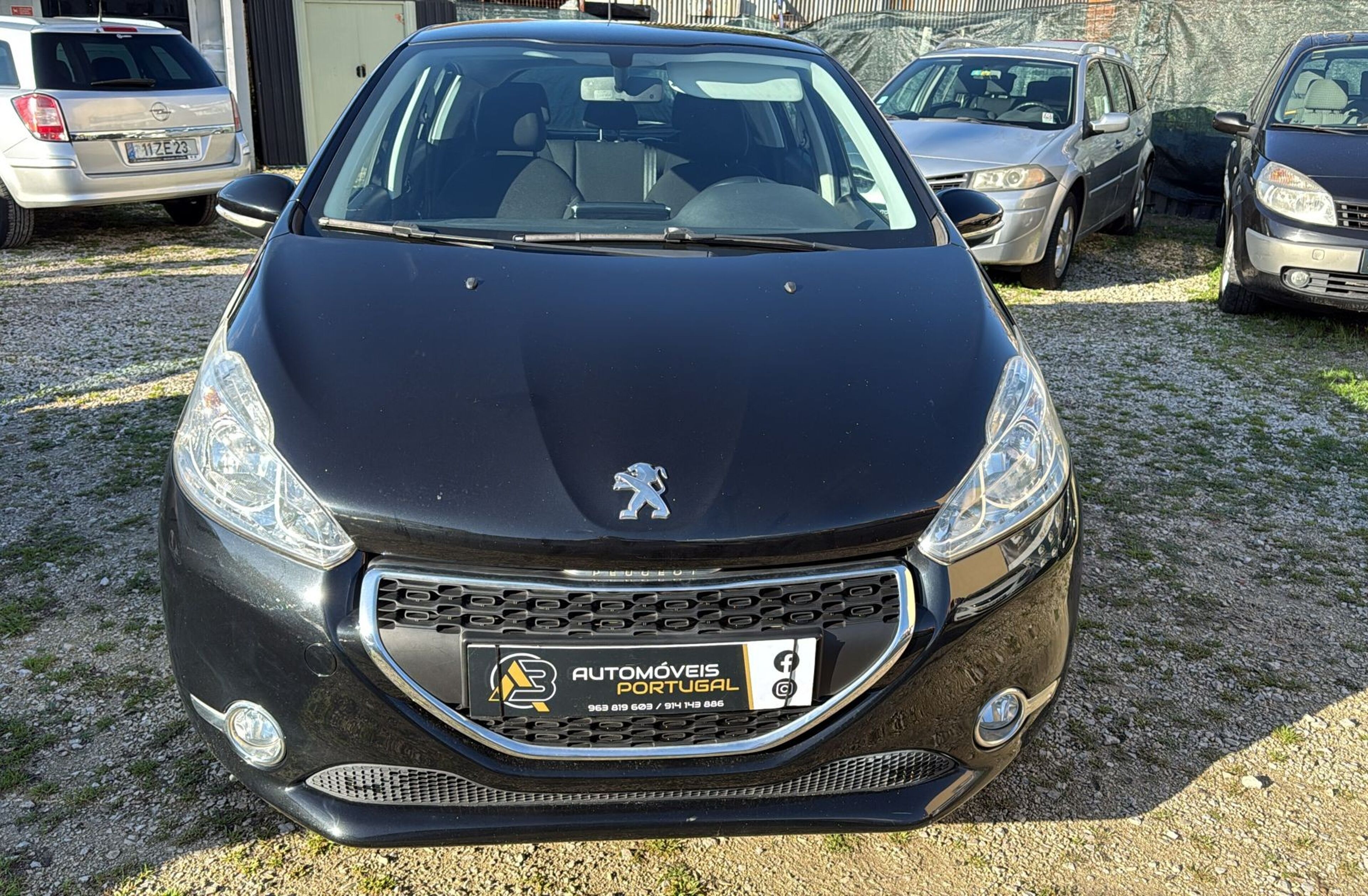 PEUGEOT 208 1.2 VTi Active