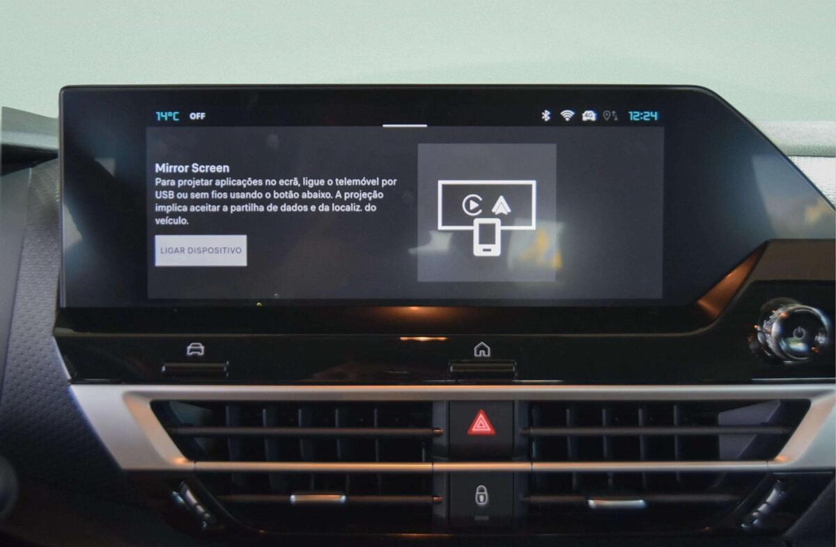 CITROEN C4 1.2 Hybrid Plus e-DSC6