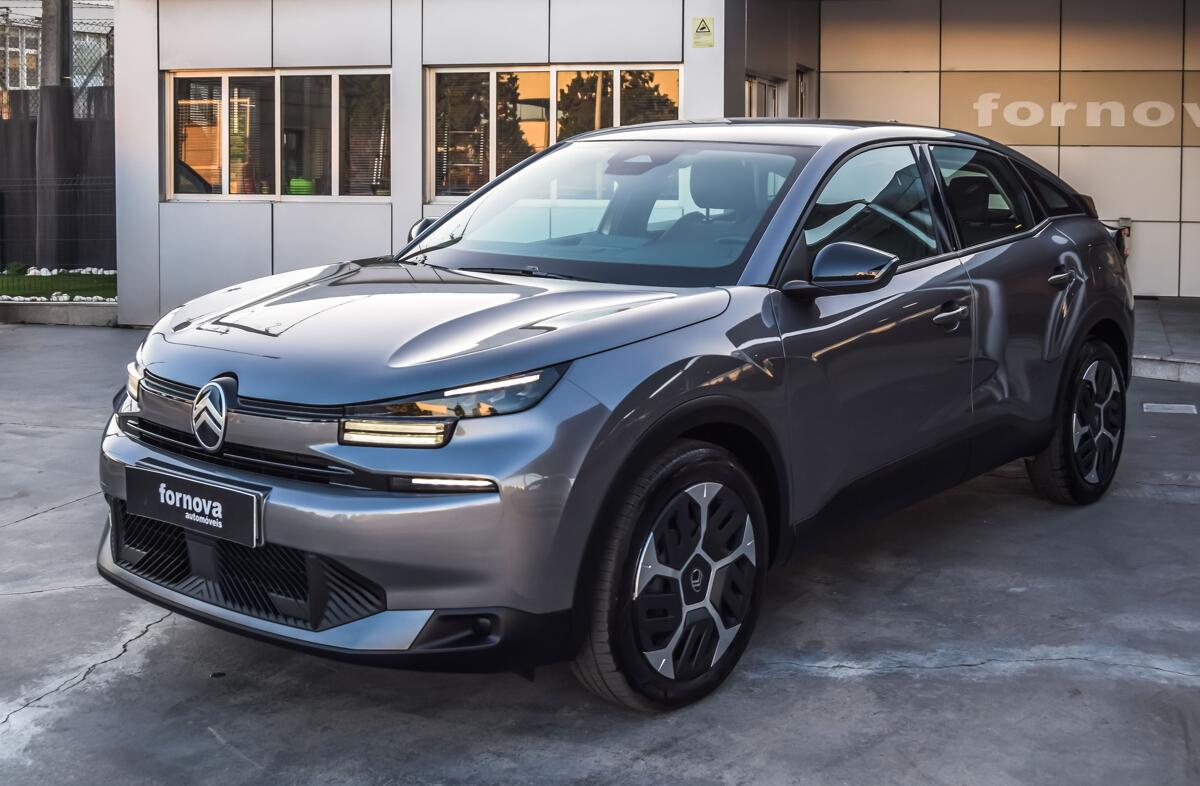 CITROEN C4 1.2 Hybrid Plus e-DSC6