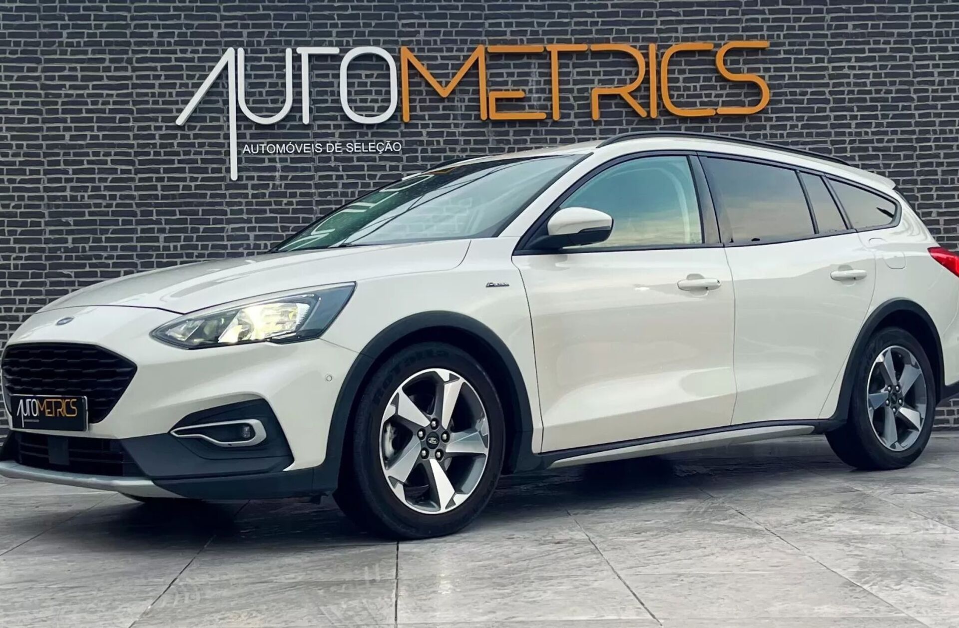 FORD Focus 1.0 EcoBoost MHEV Active X