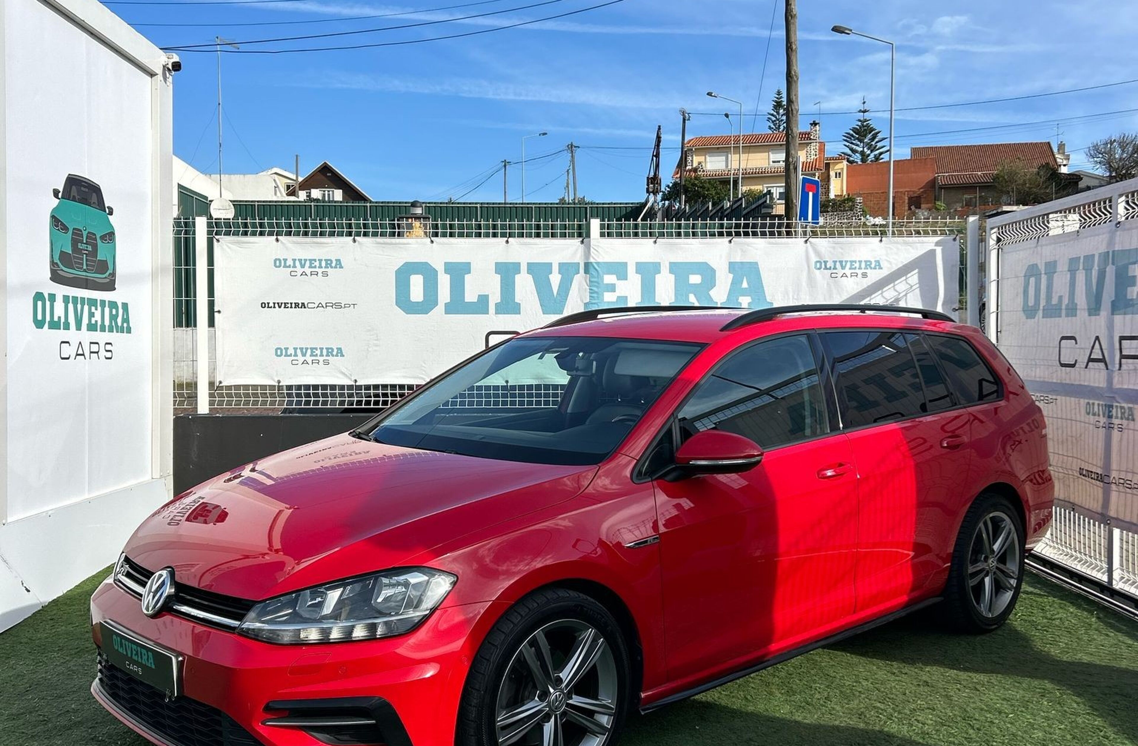 VOLKSWAGEN Golf 1.6 TDI R-Line