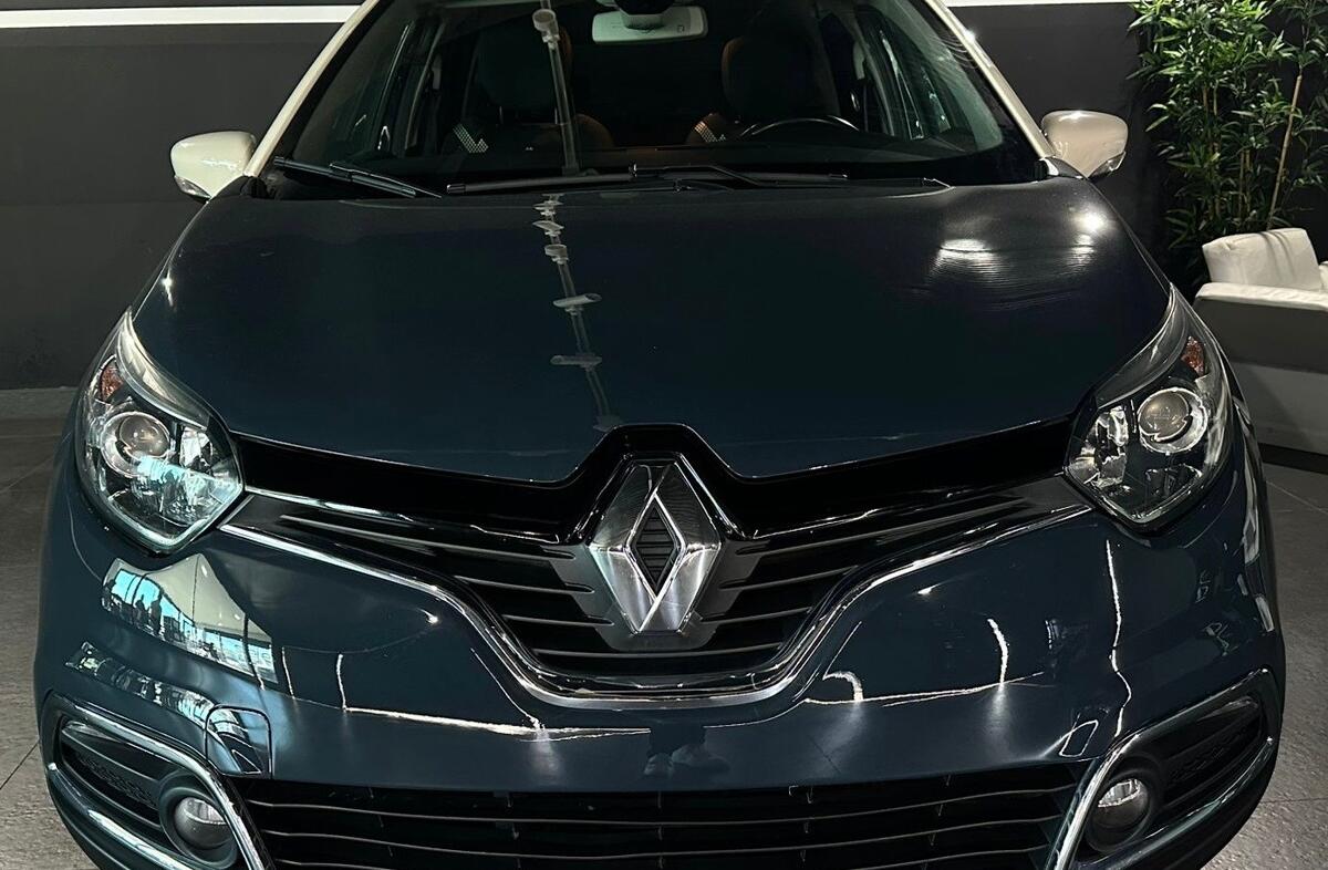 RENAULT Captur 0.9 TCE Sport