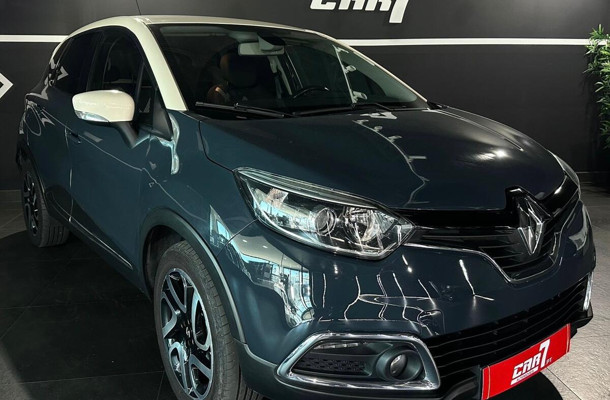 RENAULT Captur 0.9 TCE Sport