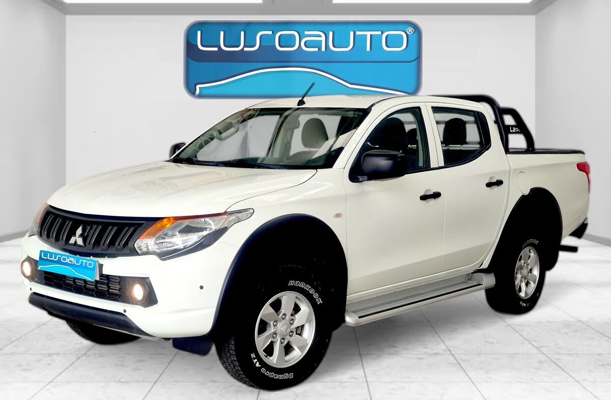 MITSUBISHI L 200 2.4 DI-D CD Invite 4WD