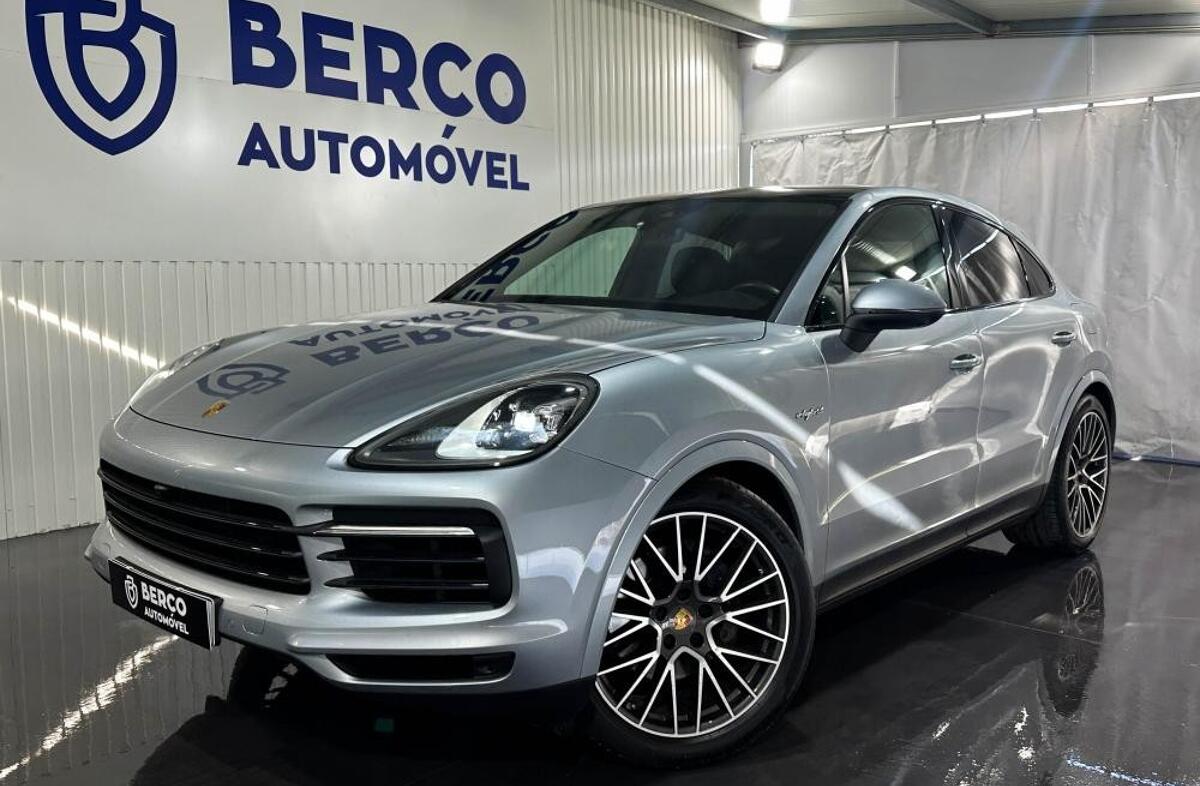 PORSCHE Cayenne E-Hybrid