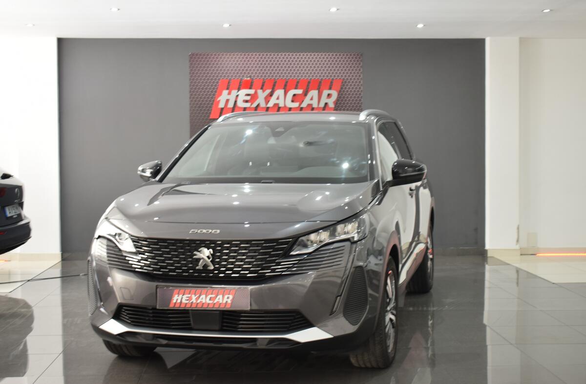 PEUGEOT 5008 1.2 PureTech Allure Pack EAT8