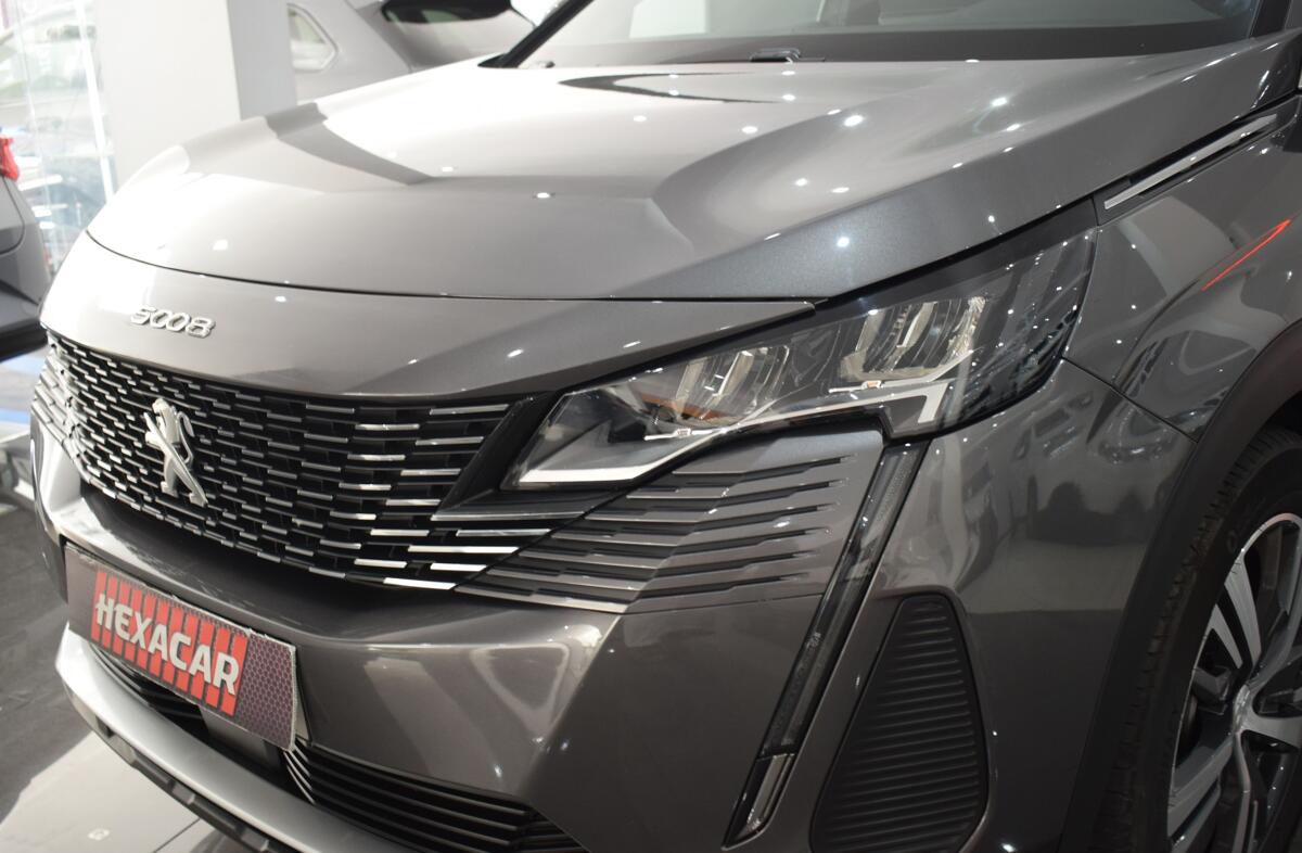 PEUGEOT 5008 1.2 PureTech Allure Pack EAT8