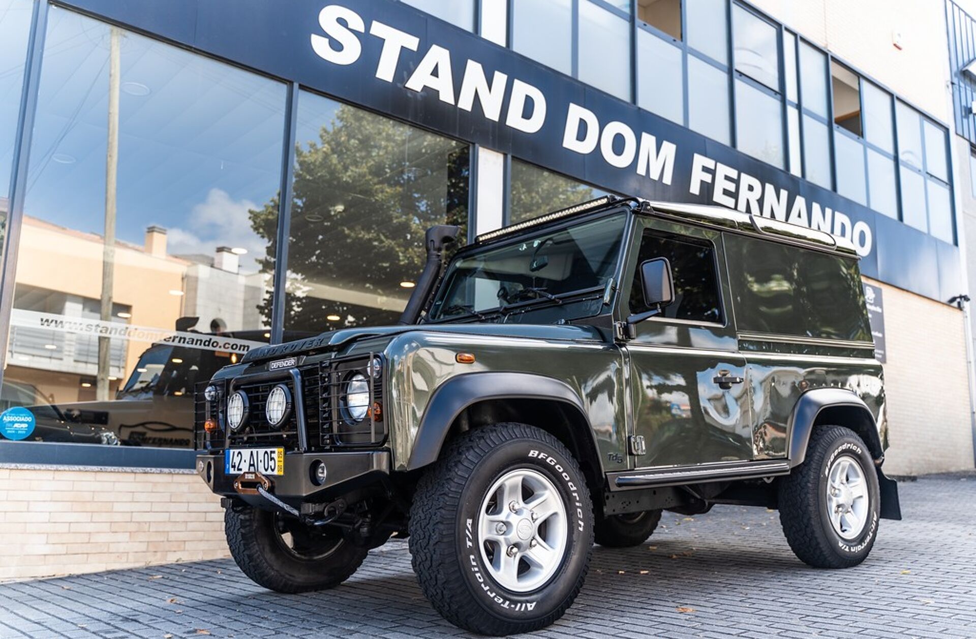 LAND ROVER Defender 90 PU 2.5 Td5 S