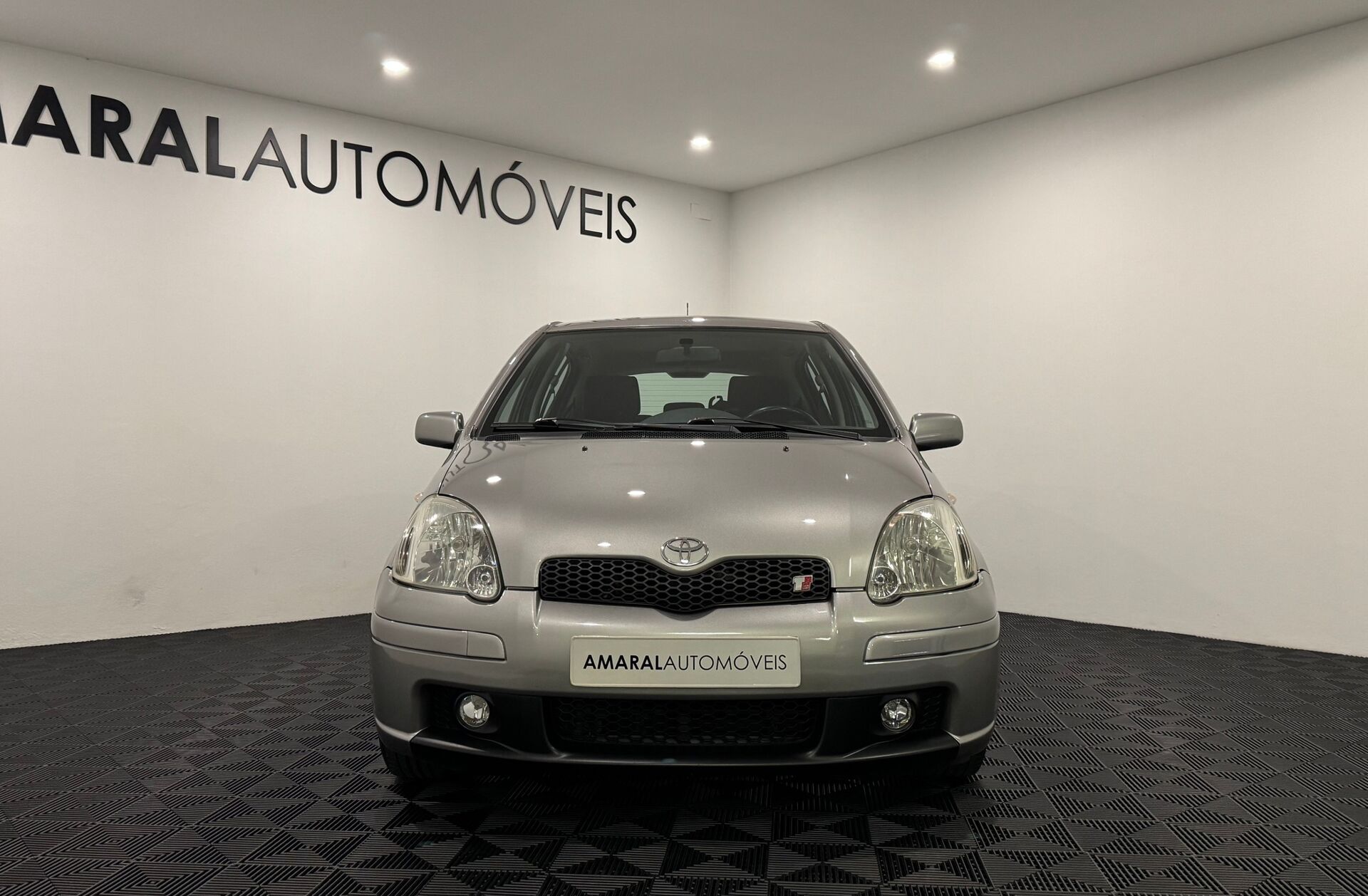 TOYOTA Yaris 1.5 T Sport AC